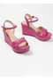 Cross Strapped Women's Sandals - 4