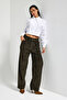 Women's Khaki Juniper 26W5-15 Skater Fit Corded Fabric Velvet Velvet Fabric Trousers - 2