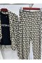 Modern Classic three-piece set with a geometric pattern - 4