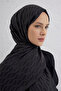 شال طبعة مونوغرام 08