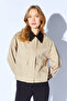 Stone Collar and Cuff Velvet Paneled Short Trench Coat |   Mkw351518-01