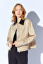 Stone Collar and Cuff Velvet Paneled Short Trench Coat |   Mkw351518-01 - 4