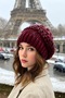 قبعة بيريه للنساء محبوكة بتصميم رسام