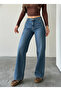 Side Pocket Detail, Wide Leg
