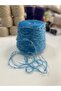 موهير أكريليك بلون أزرق متدرج، وزنه 800 جرام فقط.