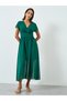 Women Green V-Neck Fitted Waist Pleated Maxi Dress