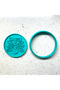 Cookie Mold with Kiss Me Writing and Mistletoe Pattern |   Lip-Shaped New Year's and Valentine's Day - 3