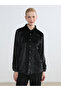 Esvab • Modern & Distinctive Shiny-Looking Women's Velvet Shirt