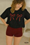 Unisex T-Shirt with Bow Print