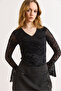 Women's Black Lined V-Neck Spanish Sleeve Blouse Blz-19003202 - 6