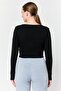 Women Scoop Neckline Long Sleeve Crop Top, Black - 4
