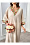 Women Textured Flower Patch Detail V Neck Jalabiya - 4