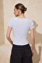 Gri Melanj Fitted/Vücuda Oturan Kayık Yaka Kısa Kollu Crop Pamuk Ribana Örme Bluz TWOSS26BZ00276 - 4