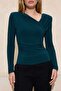 Zümrüt Yeşili Fitted/Vücuda Oturan Asimetrik Yaka Uzun Kollu Esnek Örme Bluz TWOSS26BZ00243 - 3