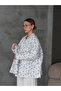 سترة كابيتون كبيرة الحجم مع حقيبة مزينة بالزهور - 6