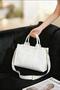The Tote Bag Minimalist Bag – a New Definition of Elegance with Ey&İs Difference