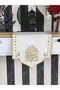 سجادة مطرزة بنقش هلال وعبارة رمضان مبارك - 2