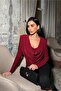 Bluse mit tiefem Ausschnitt