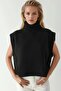 سترة تريكو مريحة ذات ياقة عالية - 2