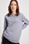 Women's Oversized Wide Cut 100% Cotton 2 Thread Crew Neck Light Gray Sweatshirt - 3