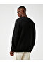 Crew Neck Sweatshirt - Basic Model - 4