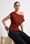 Tarçın Büzgü/Drape Detaylı Dökümlü Asimetrik Yaka Örme Bluz TWOSS25BZ00024 - 2