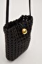 حقيبة كتف سوداء محبوكة بإبزيم ذهبي - 2