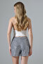 شورت نسائي مزين بالترتر مع خصر مطاطي - 4