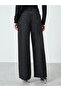 Women Black Wide Leg Jeans - 4