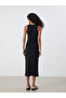 Crew Neck Bodycon Dress - 4