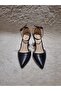 stiletto - 2