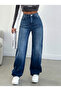 Front-processed straight-leg jeans