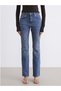 Artı-Store Flare Fit; Fits at the Waist and Hips, Flares from the Knees Down. - 4
