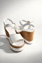 Women's Livirpul White Skin Single Strap Padded Sole Shoes K-520 - 4