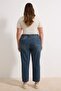 Mavi Yüksek Bel Mom Fit %100 Pamuk Denim Büyük Beden Jeans TBBSS23CJ00038 - 4