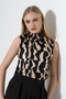 Sleeveless Turtleneck Patterned Blouse - 6
