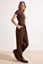 Koyu Kahverengi Kemerli Wideleg/Geniş Paça Normal Bel Smart Krep Kumaş Örme Pantolon TWOSS23PL00330 - 3