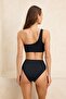 Siyah Tek Omuz Aksesuar Detaylı Kaplı Süper Yüksek Bel Regular Bikini Takımı TBESS26BT00012 - 4
