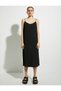 Detailliertes Kleid mit Schlitz - 3