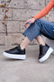 Women's Comfort Black and White Casual Sports Shoes Lace-Up High Sneaker Sole 5 cm