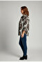 Women's Single Pocket 4/3 Sleeve Ethnic Patterned Thick Lumberjack Jacket Shirt - 3