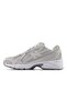 Sports shoes 740 - 8