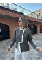 كارديجان مخطط باللون الأبيض بأزرار ذهبية