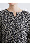 Esvab • Modern & Distinctive Zero Roba Collar Embroidered Blouse - 3