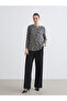 Esvab • Modern & Distinctive Zero Roba Collar Embroidered Blouse - 2