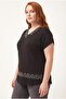 Women's Large Size Collar and Skirt Leopard Stone Detail Black Blouse - 3