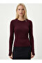 Women's Black Basic Crew Neck Flexible Blouse with Finger Detail
