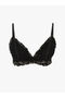 حمالة صدر سوداء بدون أسلاك وبدون حشوة مزينة بكشكشة على شكل قلب - 2