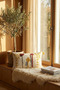 غطاء وسادة مستطيل الشكل مطرز بتصميم عصري - مزين بتفاصيل منقوشة وتفاصيل شراشيب - 5