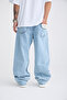 Loose-Fit Baggy Trousers - 4